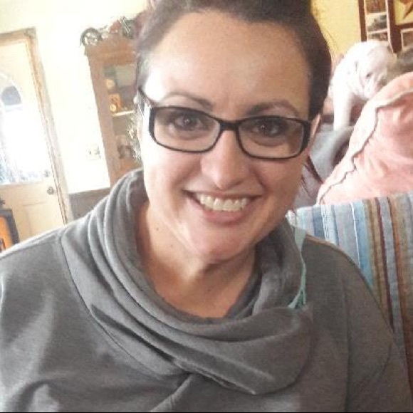 Meet your Posher, Rene - Picture 1 of 1